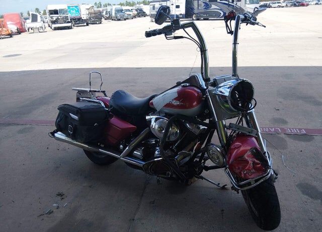 2004 HARLEY DAVIDSON Road King