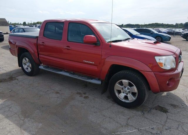2011 TOYOTA Tacoma