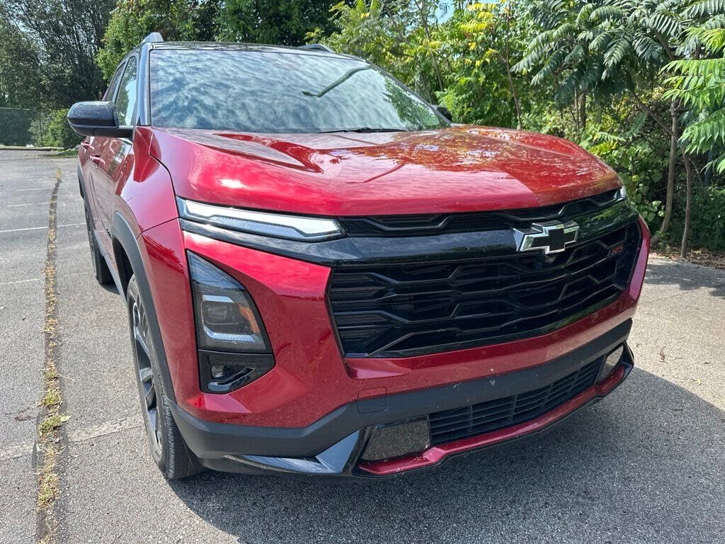 2025 CHEVROLET Equinox