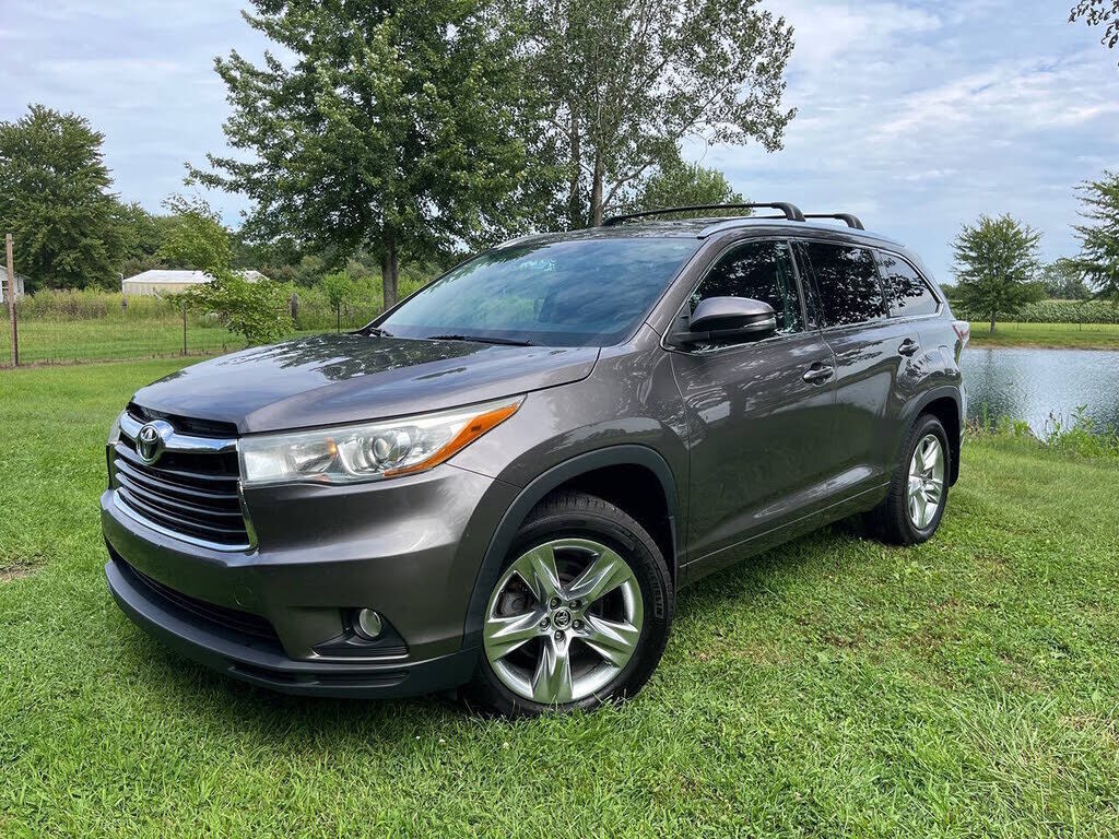 2016 TOYOTA Highlander