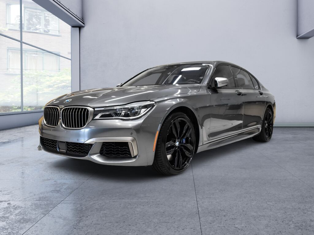 2018 BMW M7