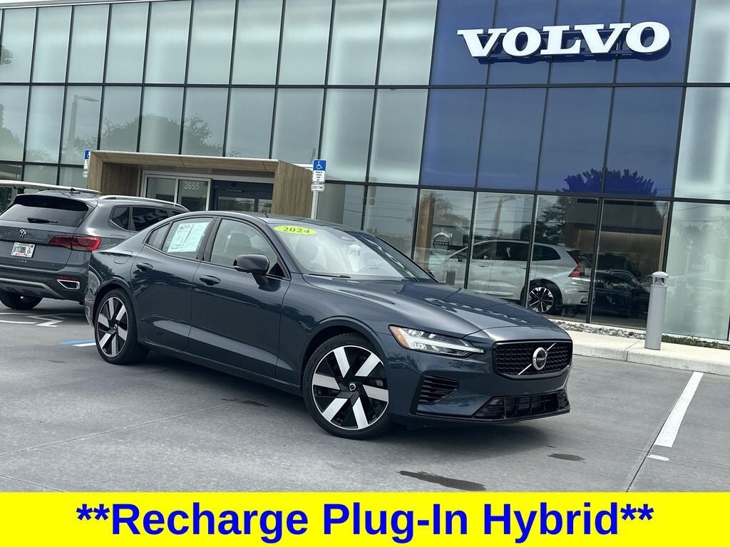 2024 VOLVO S60