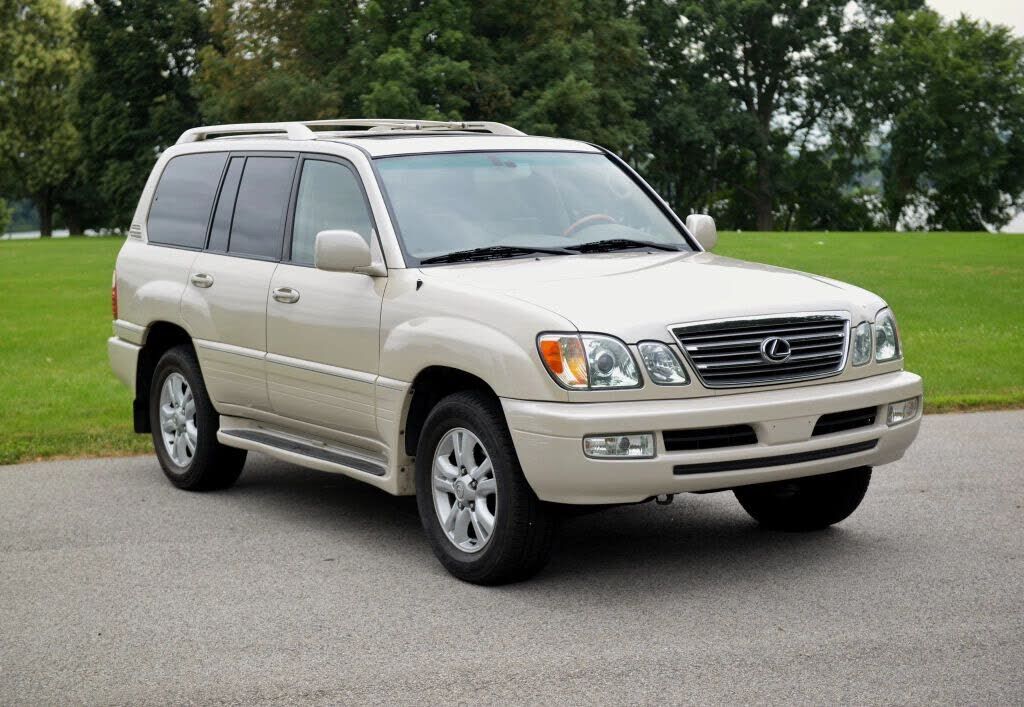 2005 LEXUS LX