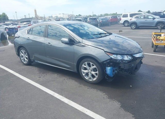 2017 CHEVROLET Volt