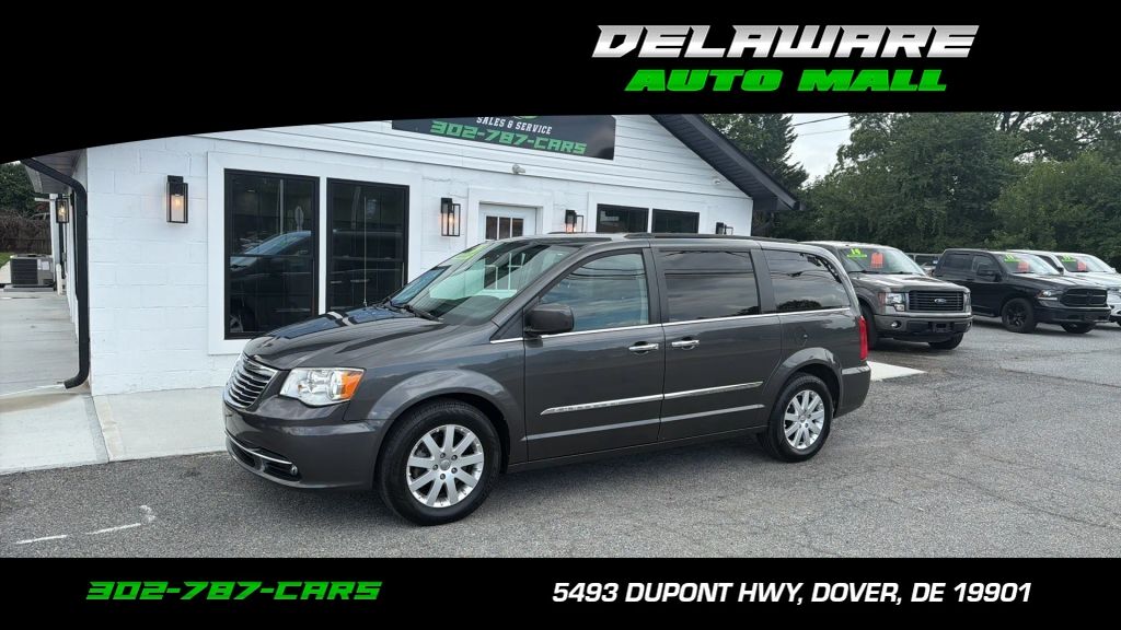 2016 CHRYSLER Town and Country