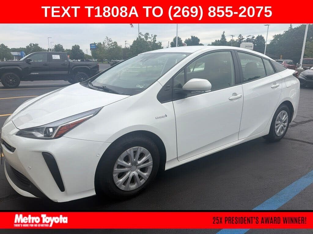 2022 TOYOTA PRIUS