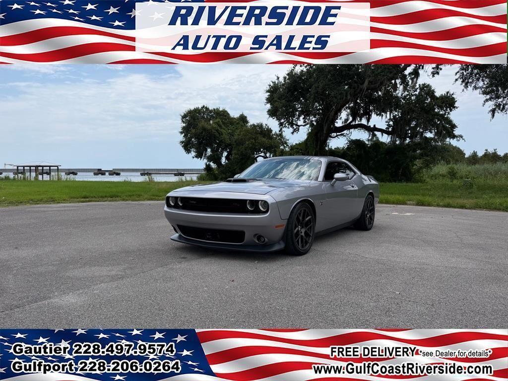 2016 DODGE Challenger