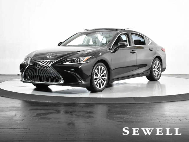 2020 LEXUS ES