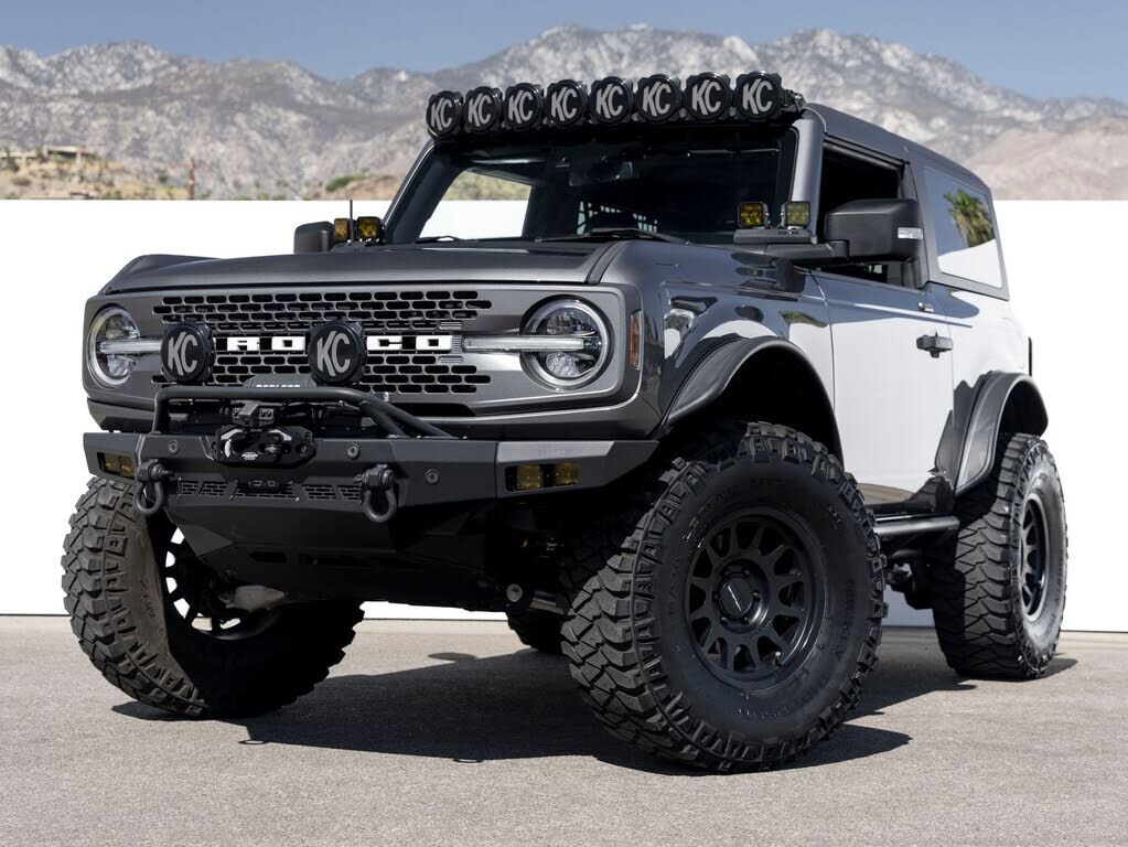 2022 FORD Bronco