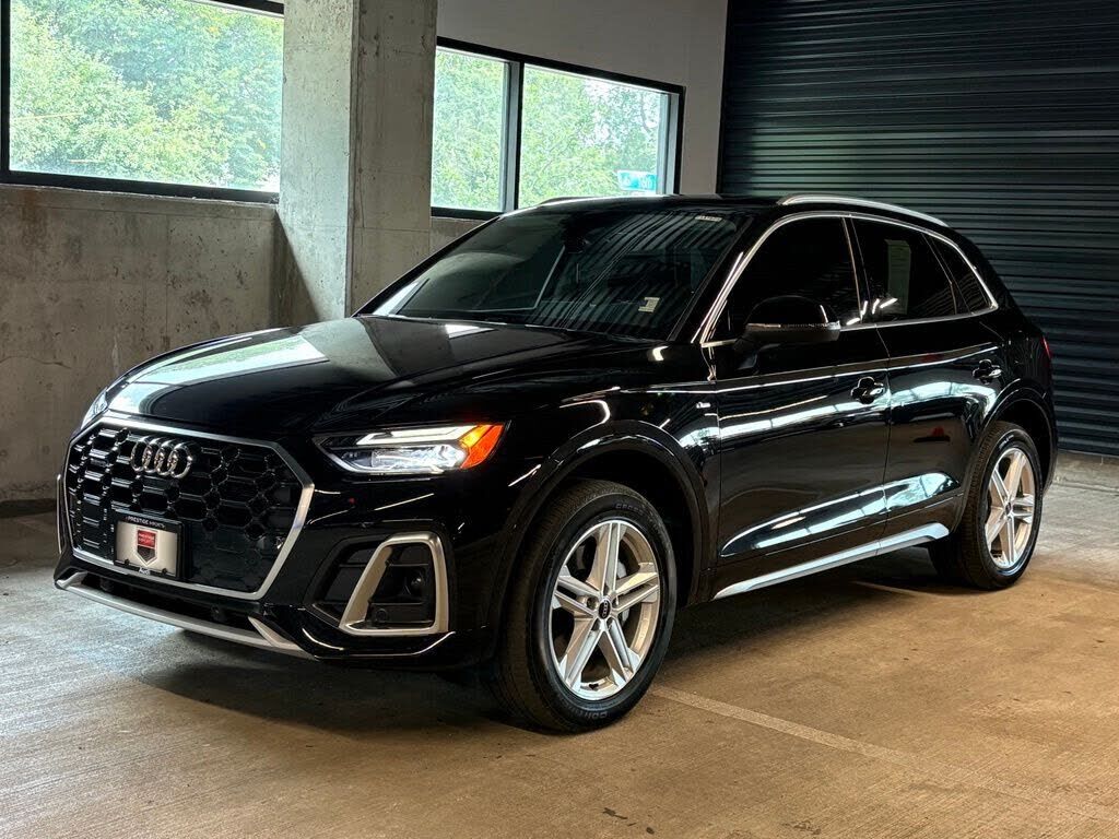 2024 AUDI Q5 e