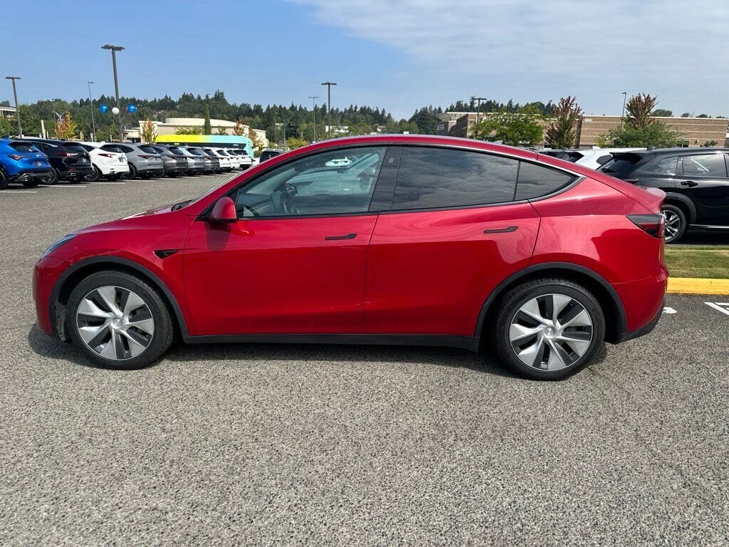 2021 TESLA Model Y