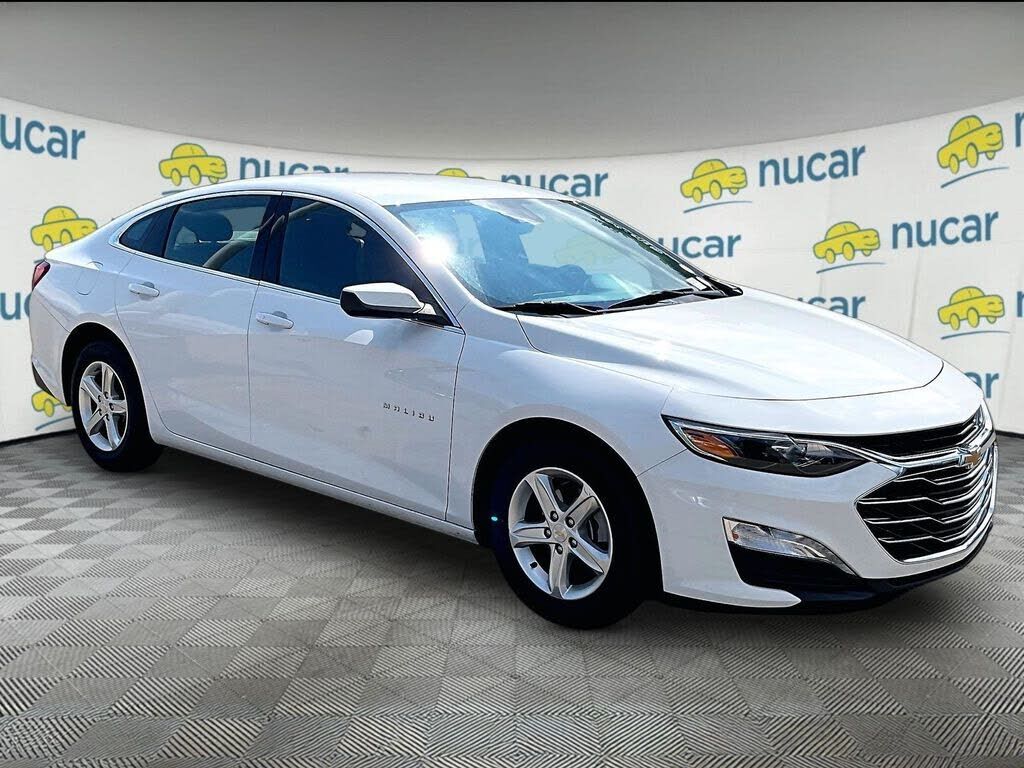 2024 CHEVROLET Malibu