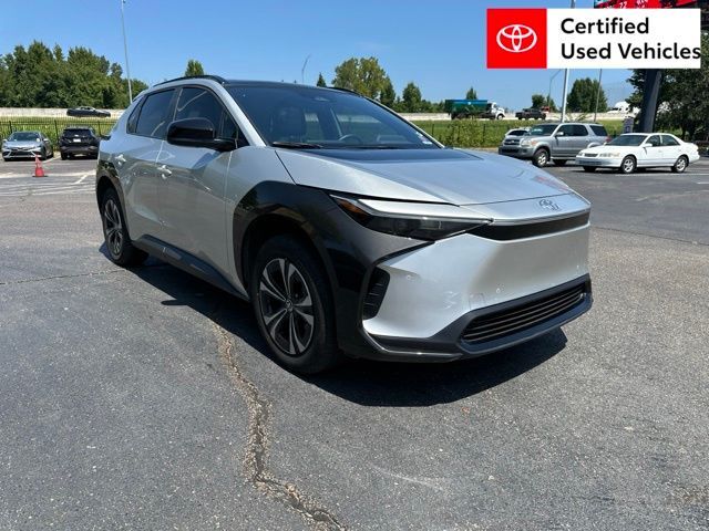 2024 TOYOTA bZ4X