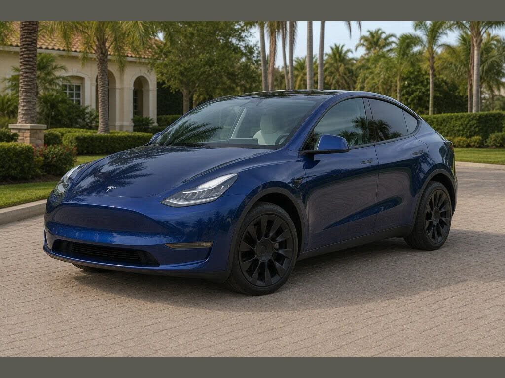2021 TESLA Model Y