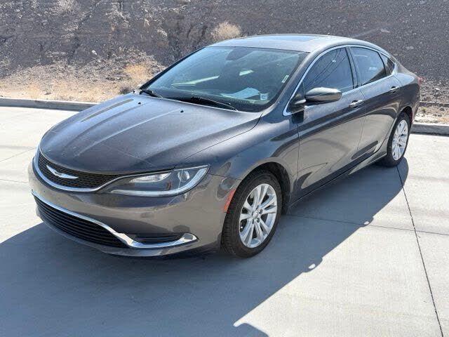 2017 CHRYSLER 200
