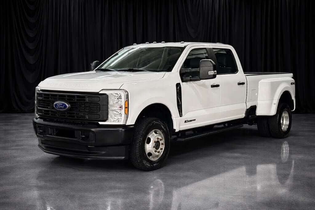 2024 FORD F-350