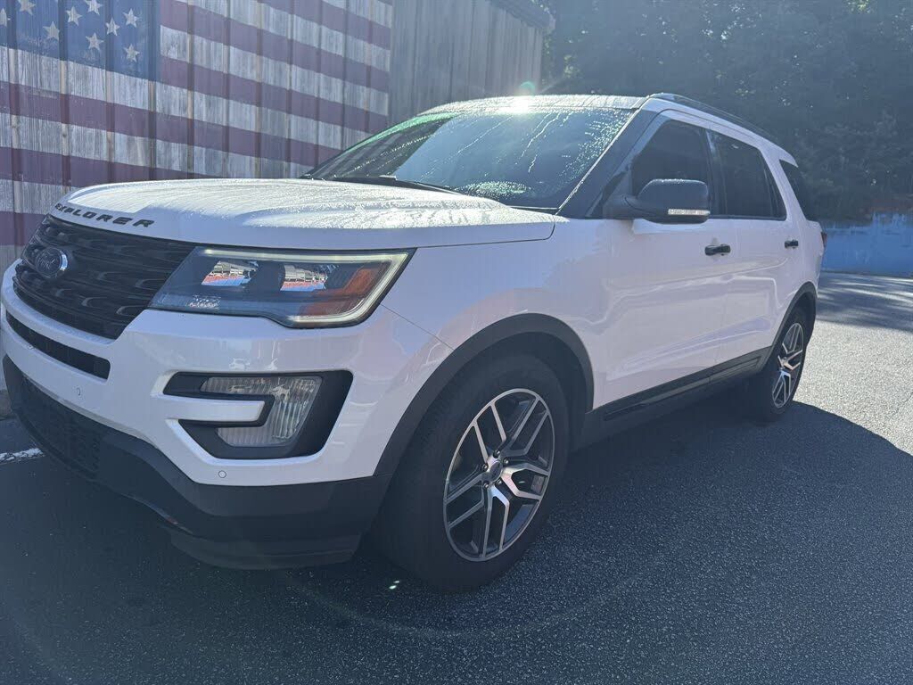 2017 FORD Explorer