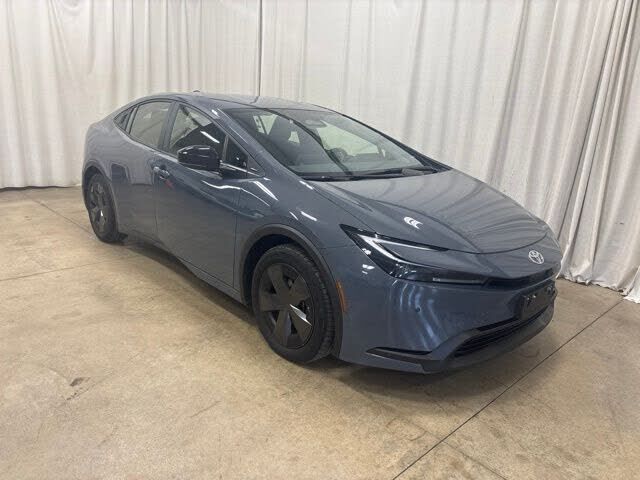 2025 TOYOTA PRIUS