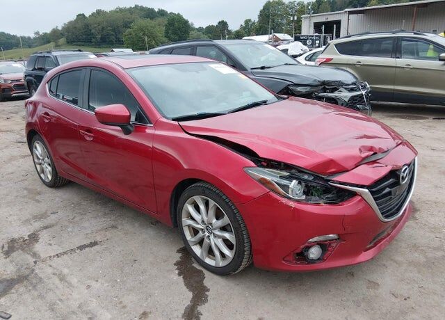 2016 MAZDA Mazda3