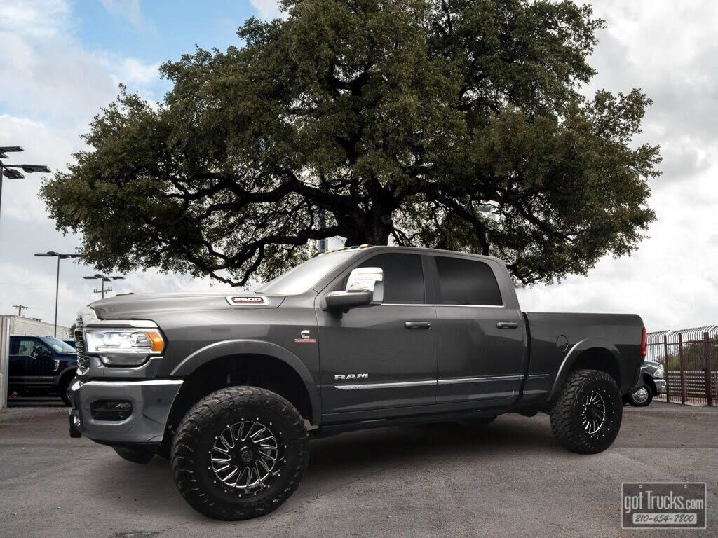 2024 RAM 2500