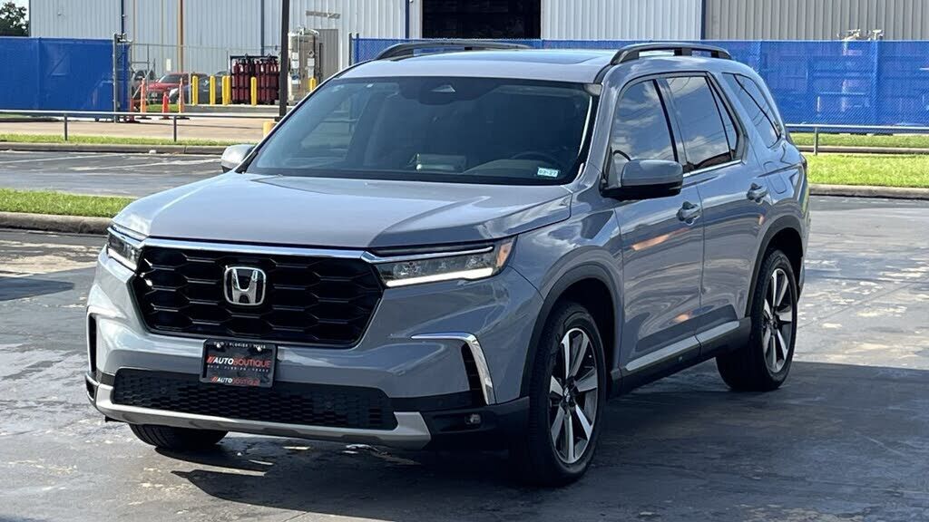 2025 HONDA Pilot