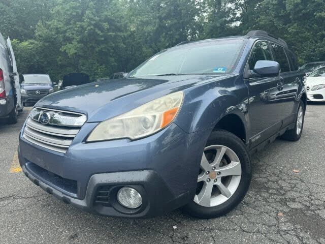 2014 SUBARU Outback