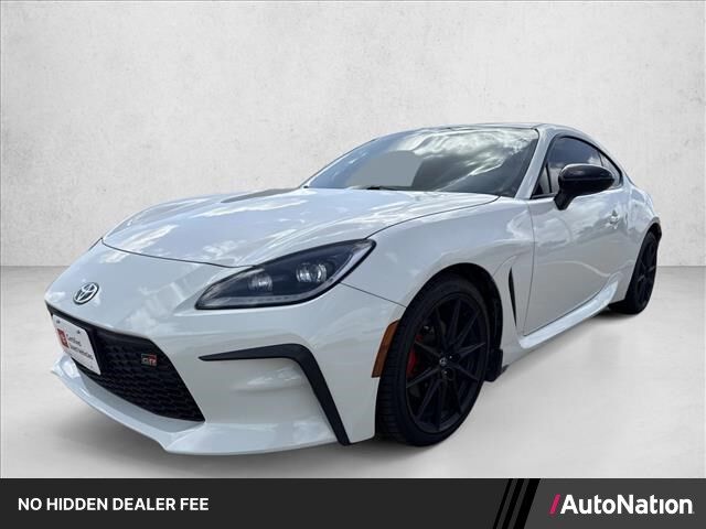 2024 TOYOTA GR86