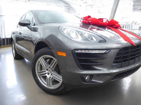 2015 PORSCHE Macan