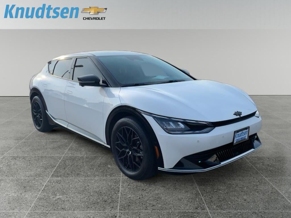 2024 KIA EV6