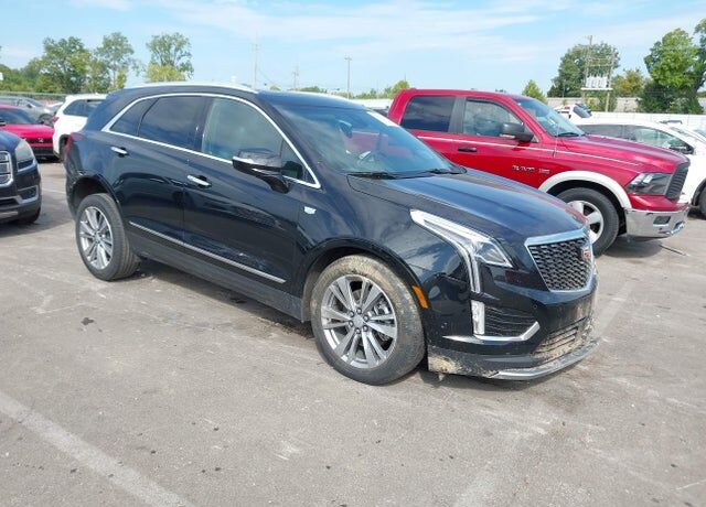 2023 CADILLAC XT5