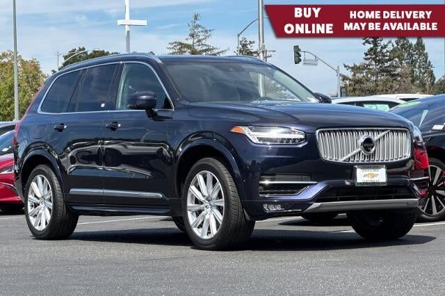 2017 VOLVO XC90