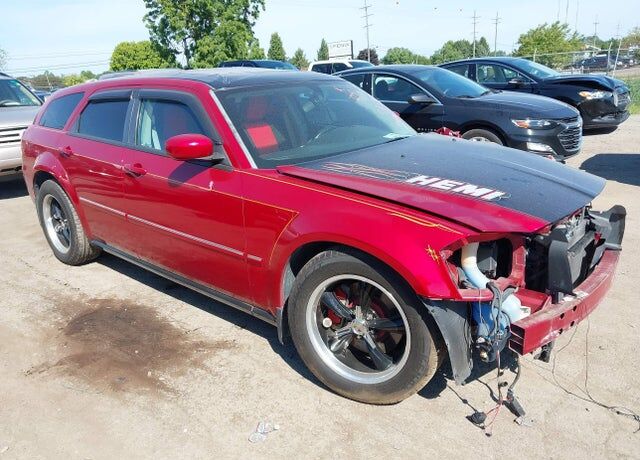 2005 DODGE Magnum