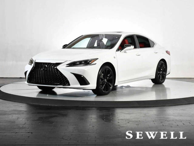 2025 LEXUS ES