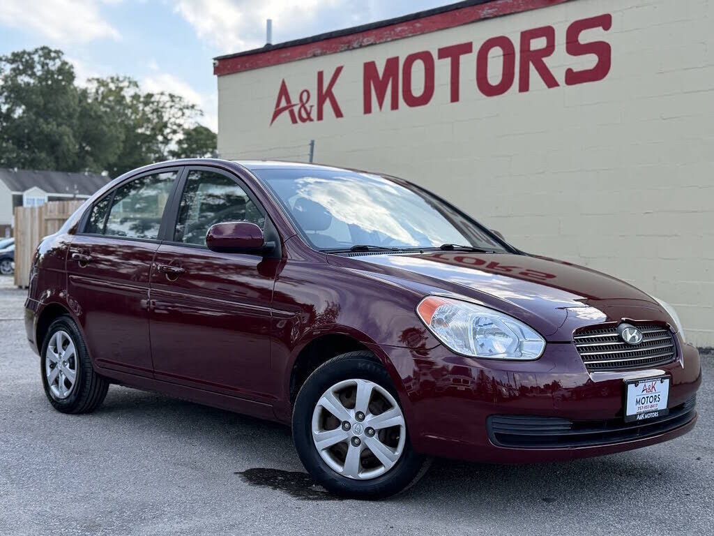 2011 HYUNDAI Accent