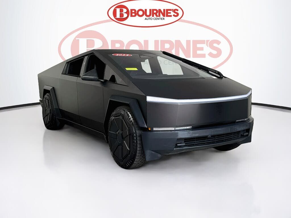 2024 TESLA Cybertruck