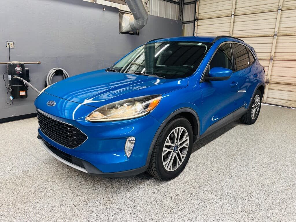 2021 FORD Escape