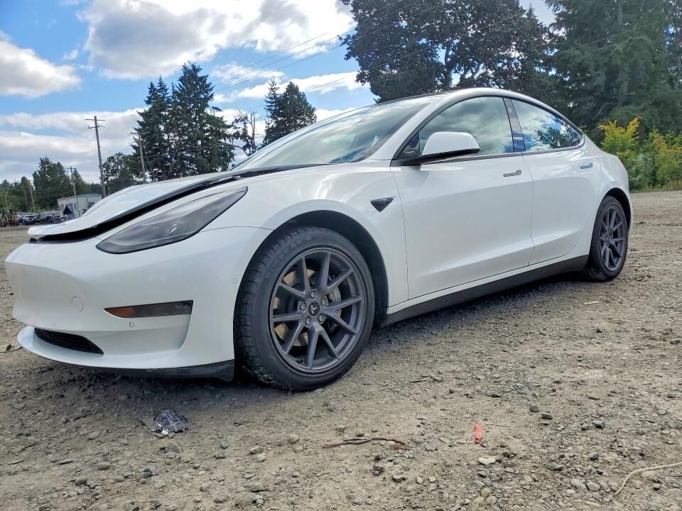 2021 TESLA Model 3