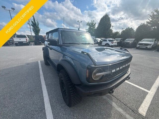 2024 FORD Bronco