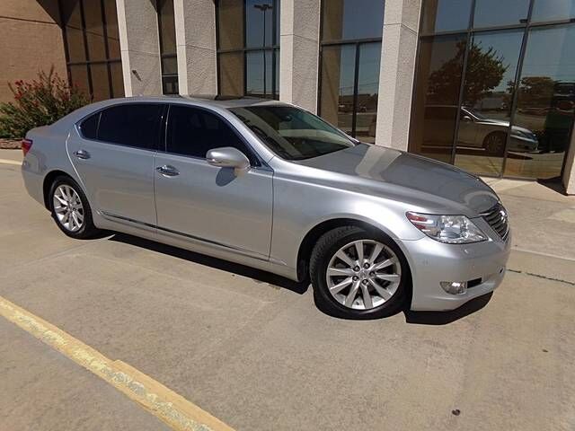 2012 LEXUS LS