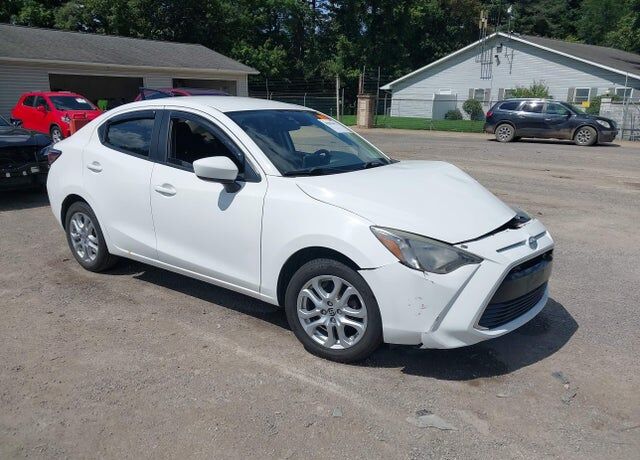2016 TOYOTA Scion