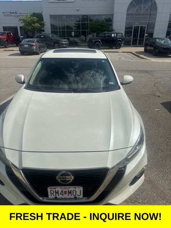 2019 NISSAN Altima