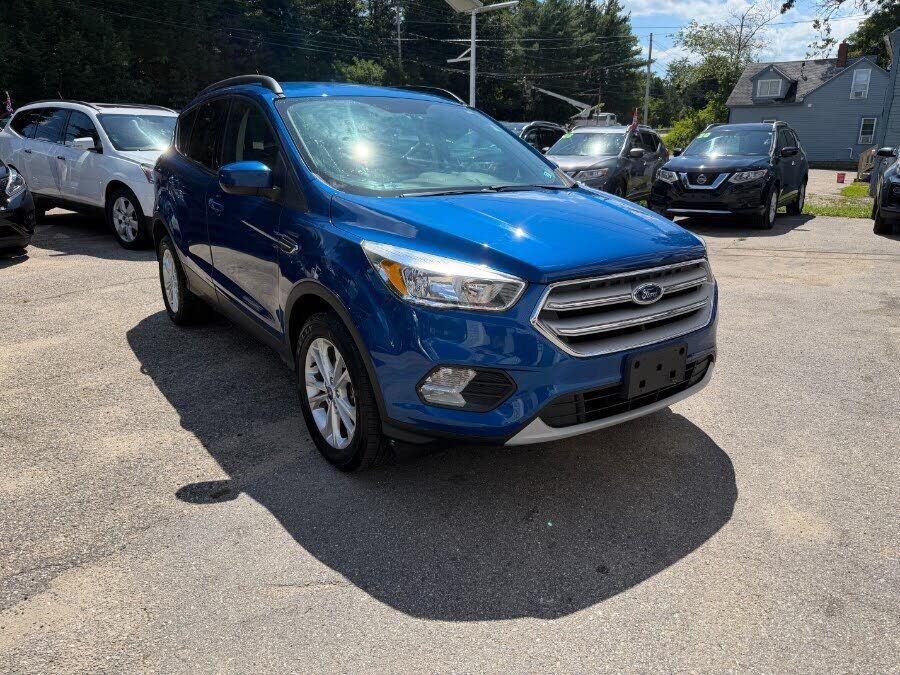 2018 FORD Escape