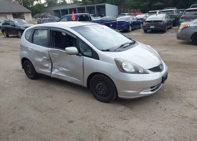 2012 HONDA Fit