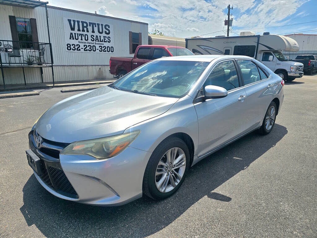 2015 TOYOTA Camry