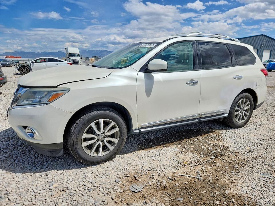 2014 NISSAN Pathfinder