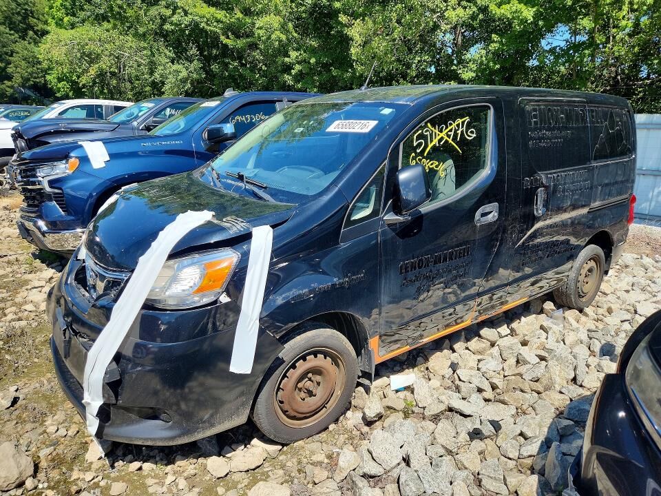 2018 NISSAN NV200