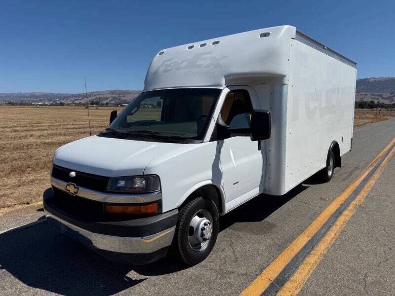 2022 CHEVROLET Express