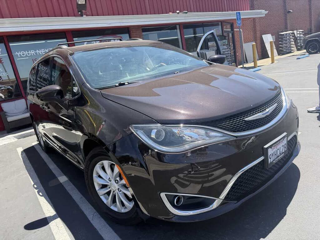2017 CHRYSLER Pacifica