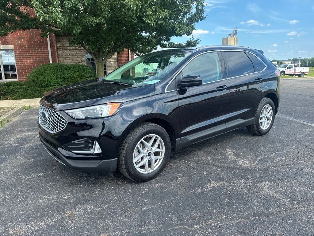 2024 FORD Edge