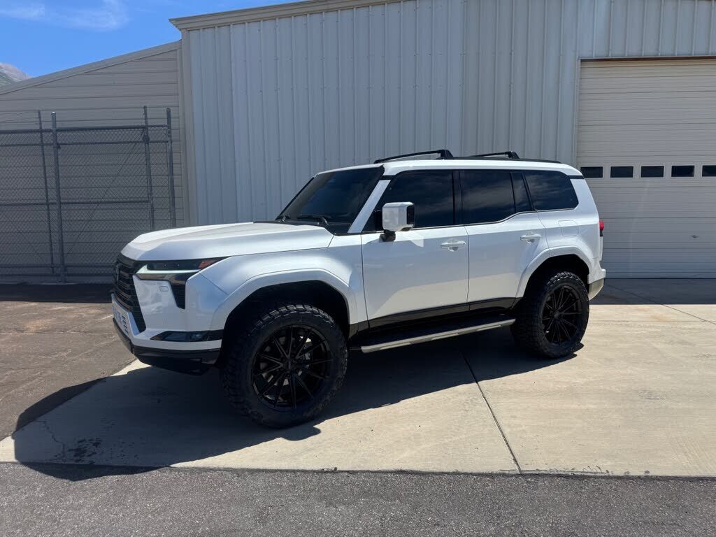 2026 LEXUS GX